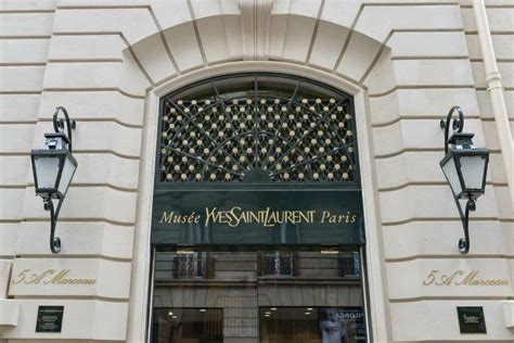 yves saint laurent maison de couture